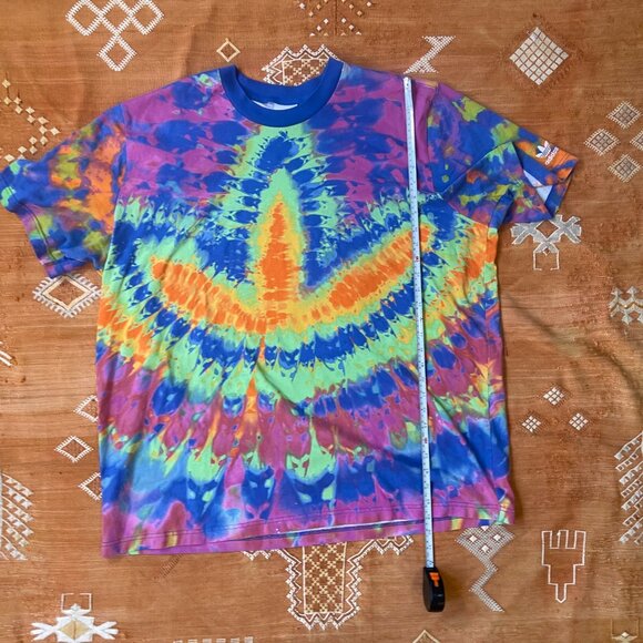 Adidas Originals Tie-Dye Trefoil Logo T-Shirt – Rainbow Spiral, Size 2XL - Picture 2 of 5